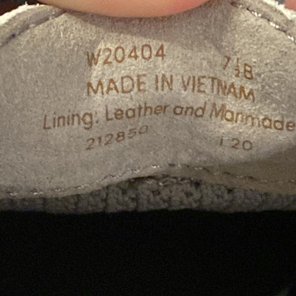 Women’s Wriginal Grand Stitch Wingtip Oxfords - Picture 9 of 9